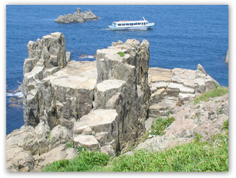 初夏の東尋坊
